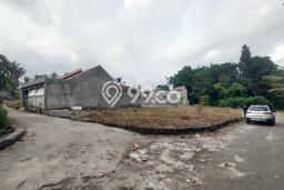 Tanah Siap Bangun Dijual di Yogyakarta Punya Luas 137m2 Tanah Siap Bangun Dijual di Yogyakarta Punya Luas 137m2