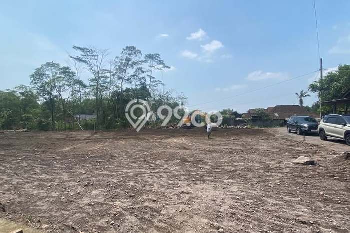 Tanah Dijual Lokasi Strategis di Yogyakarta dengan Luas 118m2 Tanah Dijual Lokasi Strategis di Yogyakarta dengan Luas 118m2