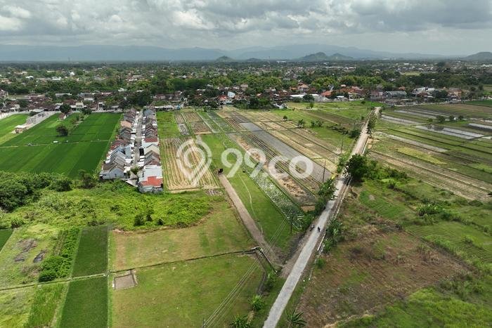 Tanah di Sidoarum, Luas 110m², Kawasan Bisnis Tanah di Sidoarum, Luas 110m², Kawasan Bisnis