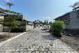 Dijual Tanah di Yogyakarta, Luas 137m2 SHM Dijual Tanah di Yogyakarta, Luas 137m2 SHM