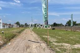 Lahan Strategis di Godean Dijual dengan Luas 110m2 Lahan Strategis di Godean Dijual dengan Luas 110m2