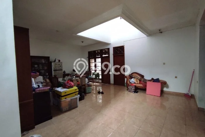Rumah Elit Modern Siap Huni di Pondok Kelapa Jakarta Timur Rumah Elit Modern Siap Huni di Pondok Kelapa Jakarta Timur