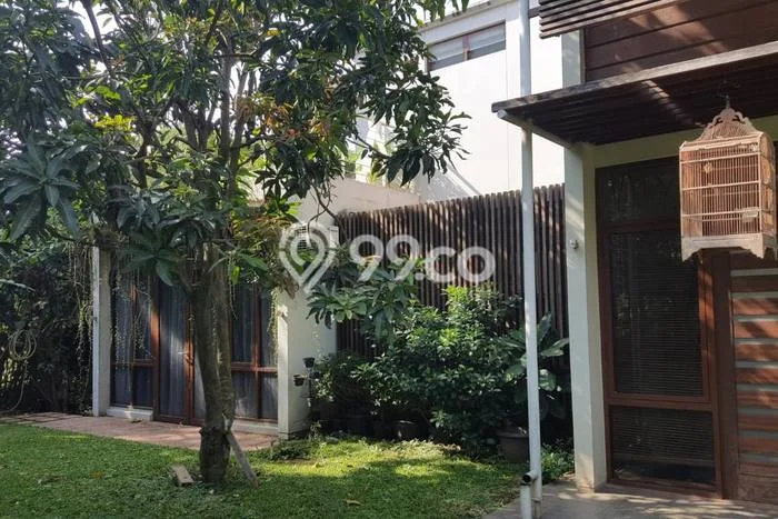 Lokasi Strategis! Dijual Komersial Bisnis di Cinere, Depok Kondisi Baik Lokasi Strategis! Dijual Komersial Bisnis di Cinere, Depok Kondisi Baik