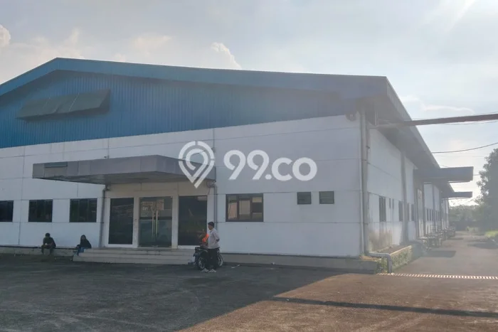 Gudang disewakan di Karawang Timur Karawang dengan luas bangunan 4800m2 Gudang disewakan di Karawang Timur Karawang dengan luas bangunan 4800m2