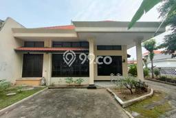 Rumah Cantik Siap Pakai Di Tenggilis Mejoyo Luas 700m2 Lokasi Strategis Rumah Cantik Siap Pakai Di Tenggilis Mejoyo Luas 700m2 Lokasi Strategis