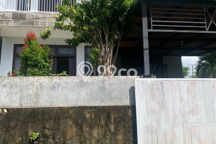Disewakan! Rumah 3 Kamar Tidur &
3 Kamar Mandi di Kutuh, Badung Disewakan! Rumah 3 Kamar Tidur &
3 Kamar Mandi di Kutuh, Badung