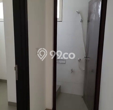 LOKASI TERBAIK! Rumah di Pantai Indah Kapuk 2, 3 KM, Area Premium, Luas 100m2m² LB 150m2m² LOKASI TERBAIK! Rumah di Pantai Indah Kapuk 2, 3 KM, Area Premium, Luas 100m2m² LB 150m2m²