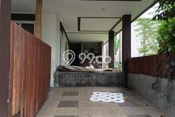 For Sale! Luxury House LT 465m2 Desain Modern di Kota Baru Parahyangan For Sale! Luxury House LT 465m2 Desain Modern di Kota Baru Parahyangan