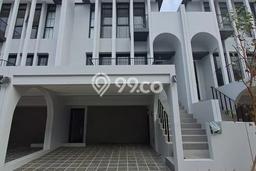 KESEMPATAN TERBAIK! Rumah Asri di Gading Serpong, LT 84m2m² LB 165m2m² KESEMPATAN TERBAIK! Rumah Asri di Gading Serpong, LT 84m2m² LB 165m2m²