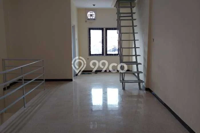 SEWA TERJANGKAU! Ruko di Pangeran Jayakarta, Luas 25m², Area Bisnis SEWA TERJANGKAU! Ruko di Pangeran Jayakarta, Luas 25m², Area Bisnis
