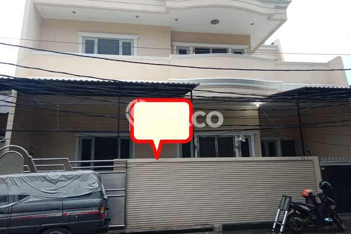 Ready to Use! Premium House LT 126m2 Desain Modern di Teluk Gong Ready to Use! Premium House LT 126m2 Desain Modern di Teluk Gong