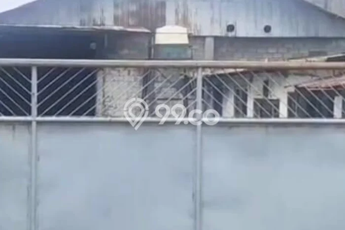 Gudang Strategis Kawasan Driyorejo, Luas 1500m2m², Kawasan Bisnis, Lokasi Ramai Gudang Strategis Kawasan Driyorejo, Luas 1500m2m², Kawasan Bisnis, Lokasi Ramai