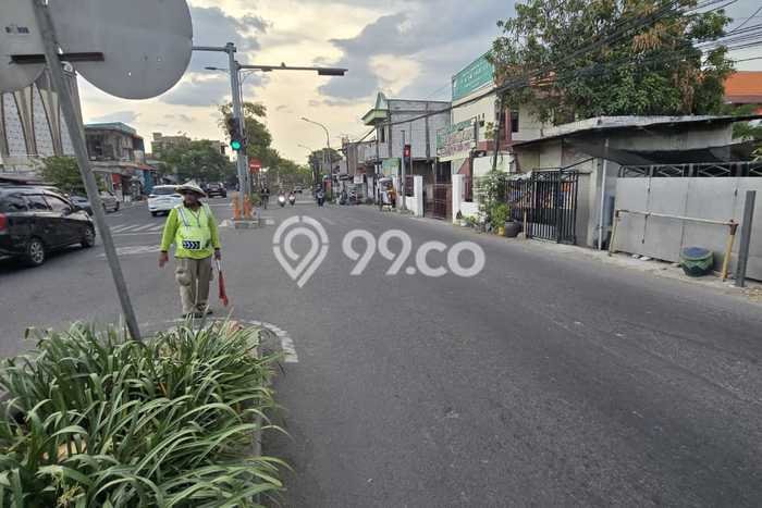 Kavling Tanah untuk Dijual di Manukan, Surabaya, Luas 400m2 Kavling Tanah untuk Dijual di Manukan, Surabaya, Luas 400m2