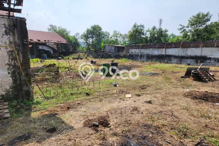 Unit Gudang Dijual di Gedangan Sidoarjo Luas Tanah 5860m2, Luas Bangunan 2600m2 Unit Gudang Dijual di Gedangan Sidoarjo Luas Tanah 5860m2, Luas Bangunan 2600m2