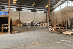 Unit Gudang Dijual di Gedangan Sidoarjo Luas Tanah 5860m2, Luas Bangunan 2600m2 Unit Gudang Dijual di Gedangan Sidoarjo Luas Tanah 5860m2, Luas Bangunan 2600m2