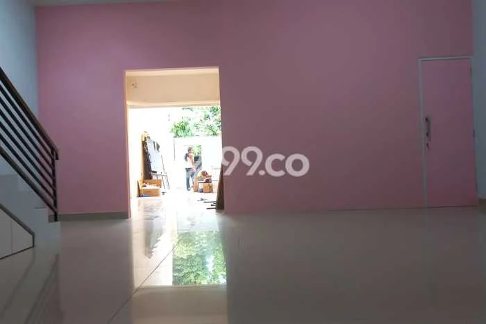 Jual Rumah Mewah Elegan Dengan View Cantik di Joglo, Jakarta Barat Jual Rumah Mewah Elegan Dengan View Cantik di Joglo, Jakarta Barat