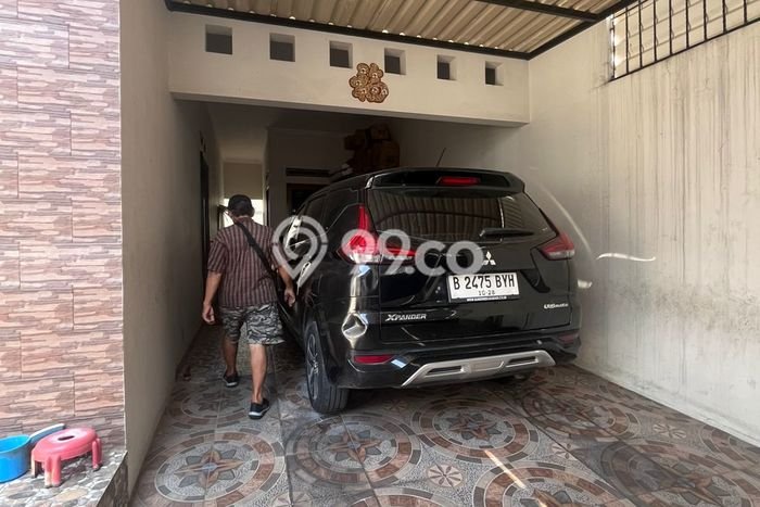 Rumah Mewah LB 203m2 Siap Huni Desain Elegan di Angke, Jakarta Barat Rumah Mewah LB 203m2 Siap Huni Desain Elegan di Angke, Jakarta Barat