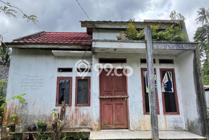 Hunian Strategis 2 KT LB 36m2 Kondisi Bagus di Bitung Utara Hunian Strategis 2 KT LB 36m2 Kondisi Bagus di Bitung Utara