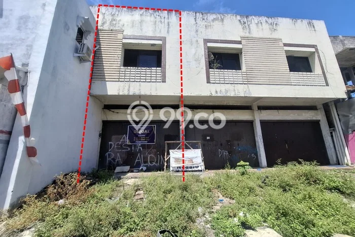 Area Ramai! Ruko Dijual di Tuminting untuk Bisnis Luas Bangunan 104m2 Area Ramai! Ruko Dijual di Tuminting untuk Bisnis Luas Bangunan 104m2