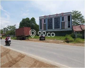 Ruko Dijual Lokasi Emas di Sungai Ambawang Luas 1111m2 Ruko Dijual Lokasi Emas di Sungai Ambawang Luas 1111m2