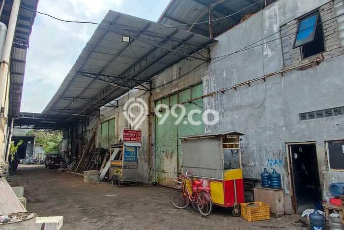 Gudang Dijual di Waru LT 1300m2, LB 504m2 untuk Investasi Gudang Dijual di Waru LT 1300m2, LB 504m2 untuk Investasi