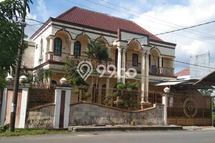 For Sale! Luxury House LT 483m2 Desain Elegan di Panakukkang For Sale! Luxury House LT 483m2 Desain Elegan di Panakukkang