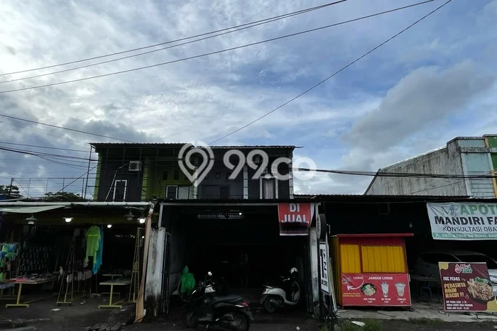 Ruko Dijual di Somba Opu LT 141m2, LB 180m2 Solusi Investasi Cerdas Ruko Dijual di Somba Opu LT 141m2, LB 180m2 Solusi Investasi Cerdas