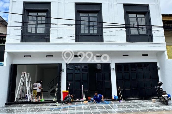 Area Ramai! Ruko Dijual di Rappocini untuk Bisnis Luas Bangunan 120m2 Area Ramai! Ruko Dijual di Rappocini untuk Bisnis Luas Bangunan 120m2