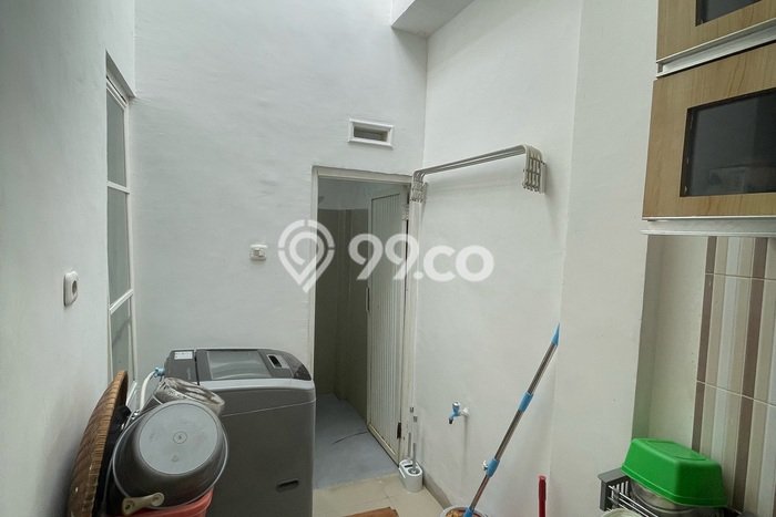 Rumah Nyaman 2 KT LB 72m2 Kondisi Bagus di Daya Rumah Nyaman 2 KT LB 72m2 Kondisi Bagus di Daya