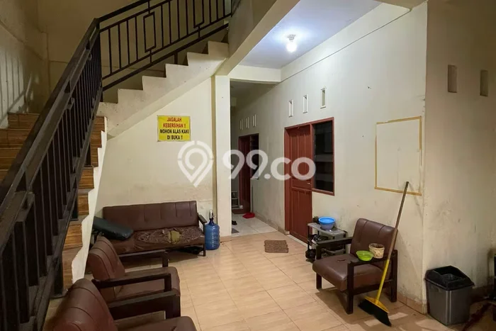 Rumah Kost untuk Dijual di Makassar dengan 11 KT, 8 KM, Luas 249m2 Rumah Kost untuk Dijual di Makassar dengan 11 KT, 8 KM, Luas 249m2