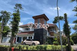 Ready to Use! Premium House LT 533m2 Desain Modern di BSD Ready to Use! Premium House LT 533m2 Desain Modern di BSD
