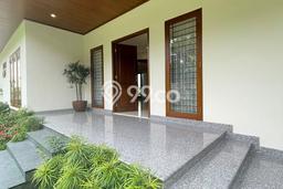 Rumah Luxury Modern Tanpa Renovasi di Lebak Bulus Jakarta Selatan Rumah Luxury Modern Tanpa Renovasi di Lebak Bulus Jakarta Selatan