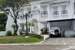 Jual Rumah Mewah Megah Dengan View Eksklusif di Lebak Bulus, Jakarta Selatan Jual Rumah Mewah Megah Dengan View Eksklusif di Lebak Bulus, Jakarta Selatan