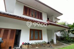 Hunian Elit LB 576m2 Siap Pakai Desain Elegan di Pondok Indah, Jakarta Selatan Hunian Elit LB 576m2 Siap Pakai Desain Elegan di Pondok Indah, Jakarta Selatan
