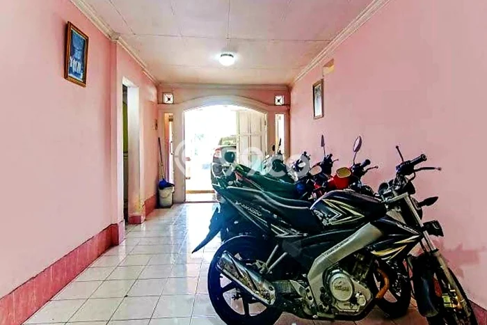 Investasi Kost Dijual di Ciputat, Tangerang Selatan, Spesifikasi 25 KT, 20 KM, 620m2 Investasi Kost Dijual di Ciputat, Tangerang Selatan, Spesifikasi 25 KT, 20 KM, 620m2
