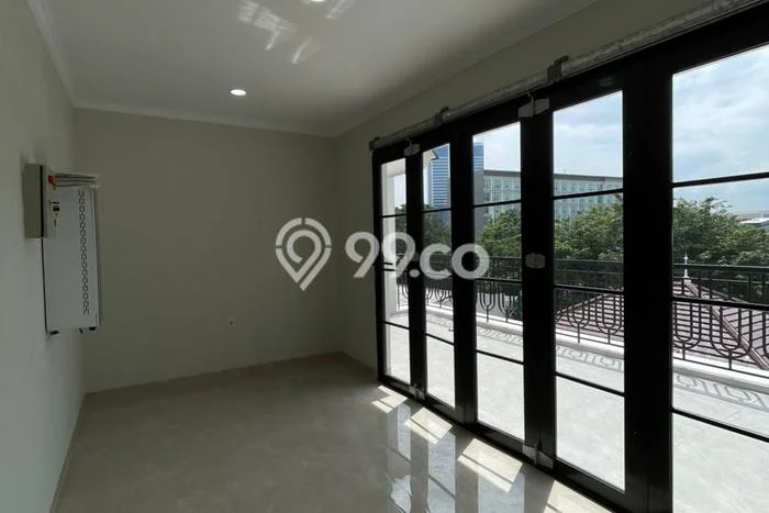Siap Huni Rumah Mewah 4 Kamar di Kebayoran Baru Dekat ke Mana Saja Siap Huni Rumah Mewah 4 Kamar di Kebayoran Baru Dekat ke Mana Saja
