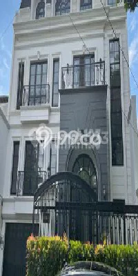 Siap Huni Rumah Mewah 4 Kamar di Kebayoran Baru Dekat ke Mana Saja Siap Huni Rumah Mewah 4 Kamar di Kebayoran Baru Dekat ke Mana Saja
