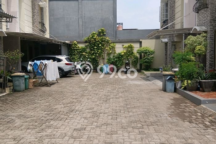 For Sale Hunian Rumah Terawat 3 Kamar di Cirendeu, Jakarta Selatan For Sale Hunian Rumah Terawat 3 Kamar di Cirendeu, Jakarta Selatan