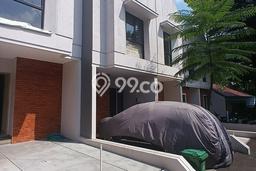 For Sale Rumah 3 Kamar Lokasi Strategis Nyaman dan Strategis di Jagakarsa For Sale Rumah 3 Kamar Lokasi Strategis Nyaman dan Strategis di Jagakarsa
