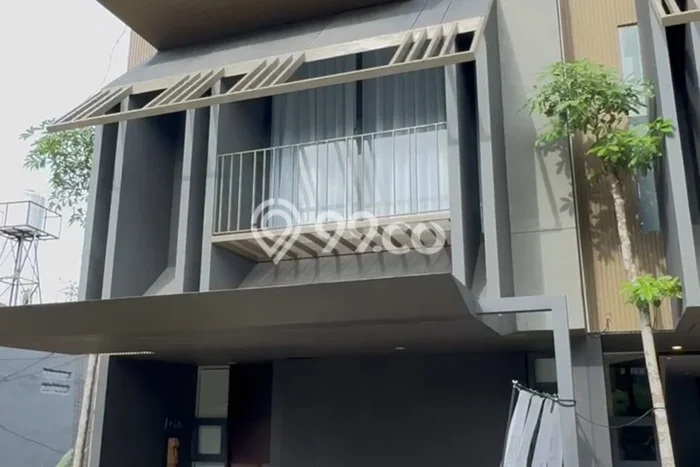 Rumah Luas Asri 3 KT Siap Pakai di Bintaro Jakarta Selatan Rumah Luas Asri 3 KT Siap Pakai di Bintaro Jakarta Selatan