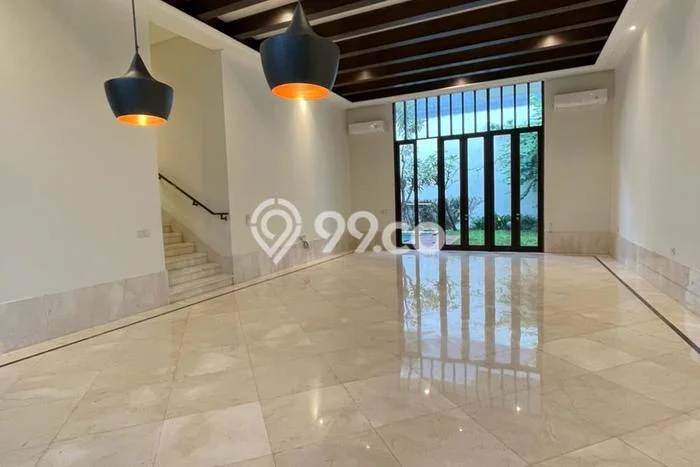 Disewakan Rumah Strategis di Kemang LT 400m2 / LB 550m2 Siap Huni Disewakan Rumah Strategis di Kemang LT 400m2 / LB 550m2 Siap Huni