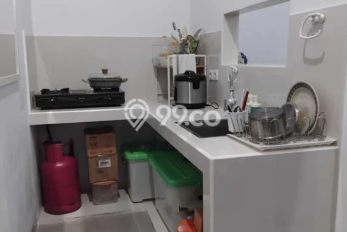 Rumah Luas Asri 2 KT Siap Pakai di Graha Raya Bintaro Tangerang Selatan Rumah Luas Asri 2 KT Siap Pakai di Graha Raya Bintaro Tangerang Selatan