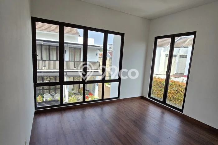 Rumah Modern 2 KT LT 102m2 di Kampung Utan Rumah Modern 2 KT LT 102m2 di Kampung Utan