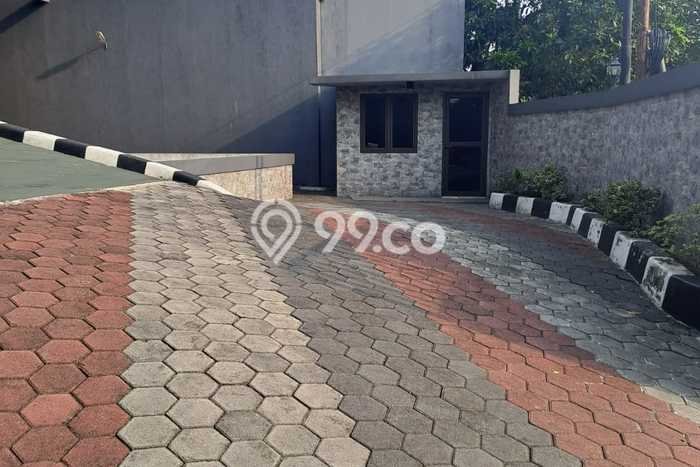 Unit Kantor Dijual di Jakarta Selatan LT 965m2 & LB 4750m2 Unit Kantor Dijual di Jakarta Selatan LT 965m2 & LB 4750m2