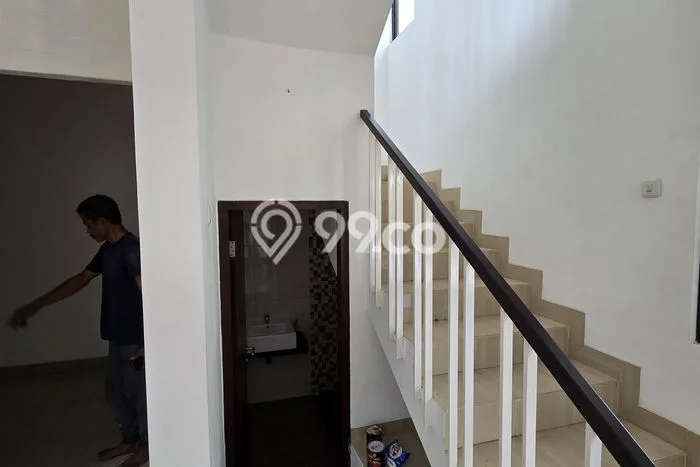 Rumah Modern 2 KT LT 102m2 di Kampung Utan Rumah Modern 2 KT LT 102m2 di Kampung Utan