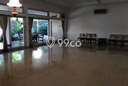 Rumah Luxury Modern Tanpa Renovasi di Kemang Jakarta Selatan Rumah Luxury Modern Tanpa Renovasi di Kemang Jakarta Selatan