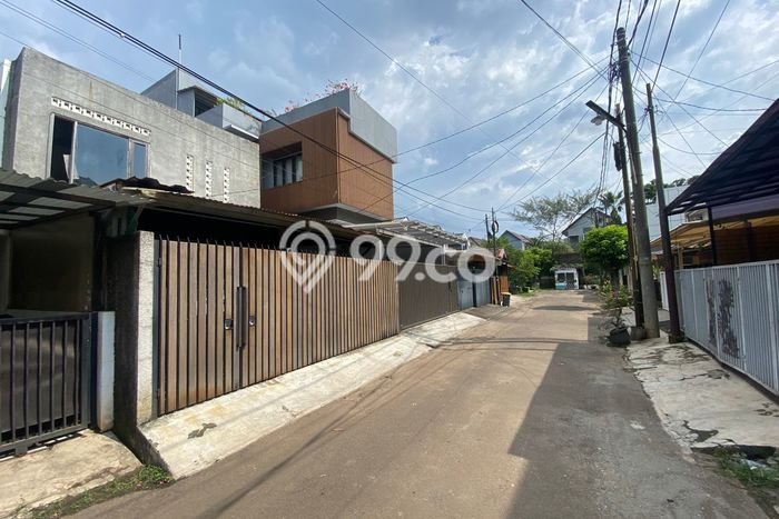 Rumah Modern 2 KT di Bintaro Tangerang Selatan Unfurnished Rumah Modern 2 KT di Bintaro Tangerang Selatan Unfurnished