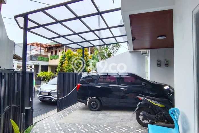 Dijual Rumah Luas Elegan Dengan View Eksklusif di Bintaro, Tangerang Selatan Dijual Rumah Luas Elegan Dengan View Eksklusif di Bintaro, Tangerang Selatan