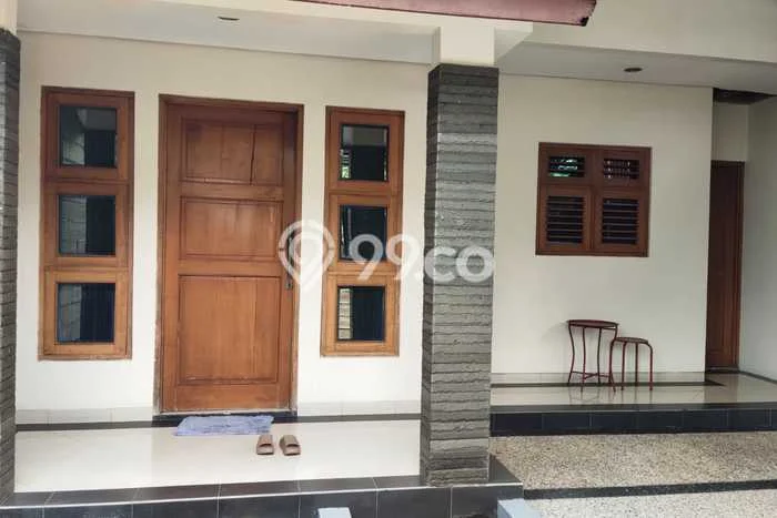 Rumah Elit Modern Tanpa Renovasi di Bandung Kota Bandung Rumah Elit Modern Tanpa Renovasi di Bandung Kota Bandung