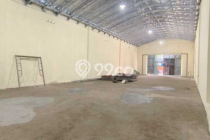 Disewakan Gudang Strategis di Mustikajaya, Luas 400m2m², Lokasi Ramai Disewakan Gudang Strategis di Mustikajaya, Luas 400m2m², Lokasi Ramai